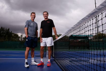 Con Daniel Orsanic, el capitán que llevó a la Argentina a ganar su única Copa Davis en 2016 y al que echaron por apoyar a Clerc.
