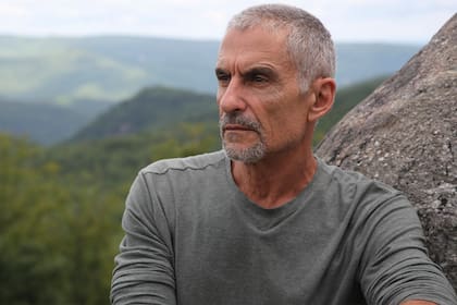 Cliff Simon trabajó en varias series, pero era mayormente recordado por su papel en Stargate SG-1