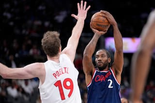 Clippers vencen 119-94 a los Raptors con 27 puntos de Kawhi Leonard
