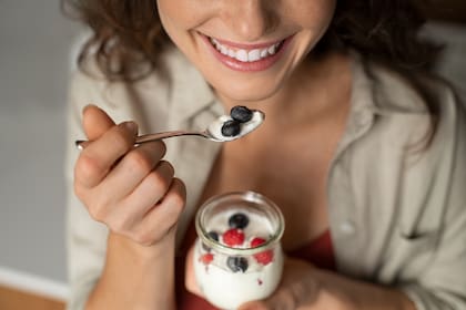 Estudios científicos han comprobado que el consumo de yogur, independientemente de su contenido en grasa o azúcar, protege de la aparición de diabetes tipo 2 y Síndrome Metabólico