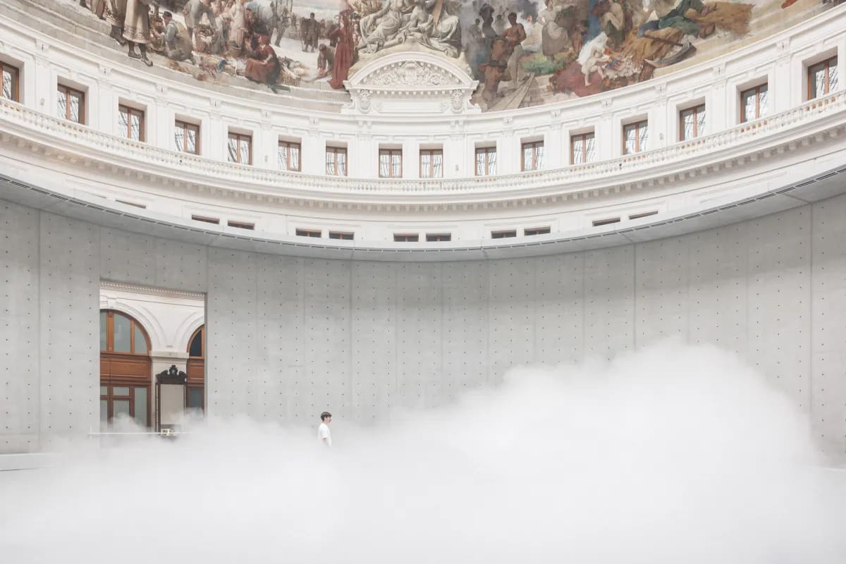 “Cloud #07156″, de Fujiko Nakaya, en la Bolsa de Comercio París