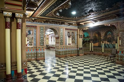 Club Español, una joya arquitectónica en el barrio de Monserrat