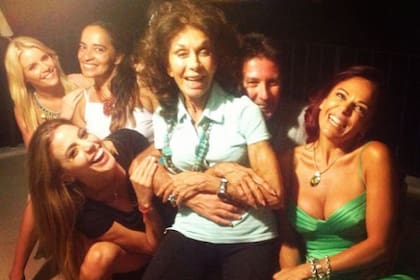 Coca Calabró viajó a Carlos Paz y celebró con su hija