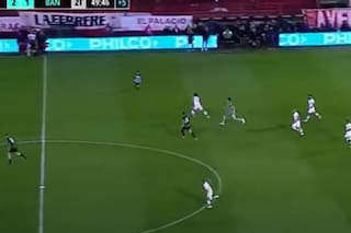 Huracán tiene garra, juego y corazón para ser candidato y Cóccaro se regaló un gol ¡desde 65 metros!