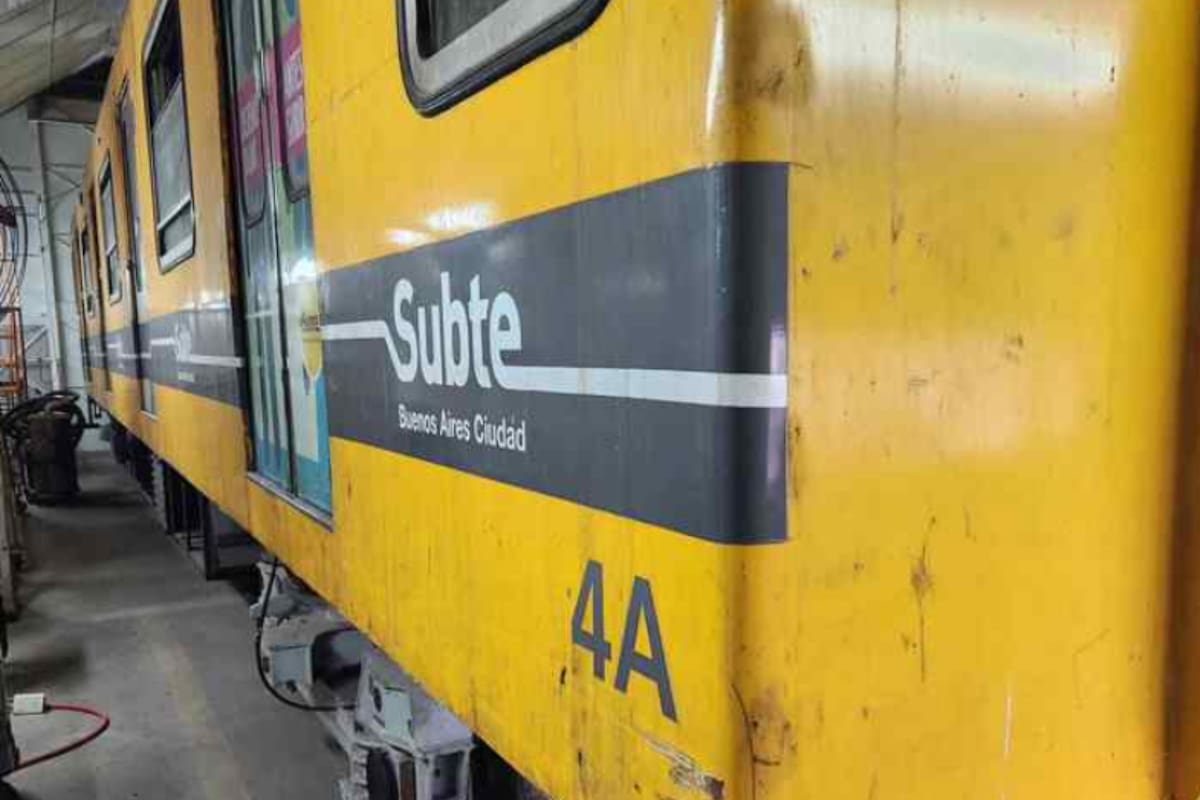 Coches en desuso del subte se ponen en subasta a través del Banco Ciudad