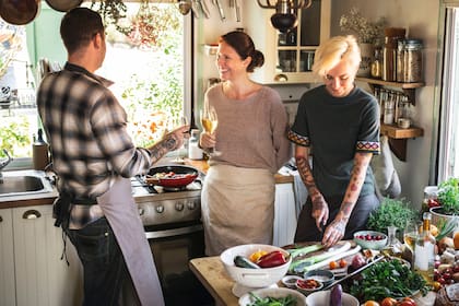 Cocinar para amigos, dejar de decir que sí a todo, animarse a vivir diferente