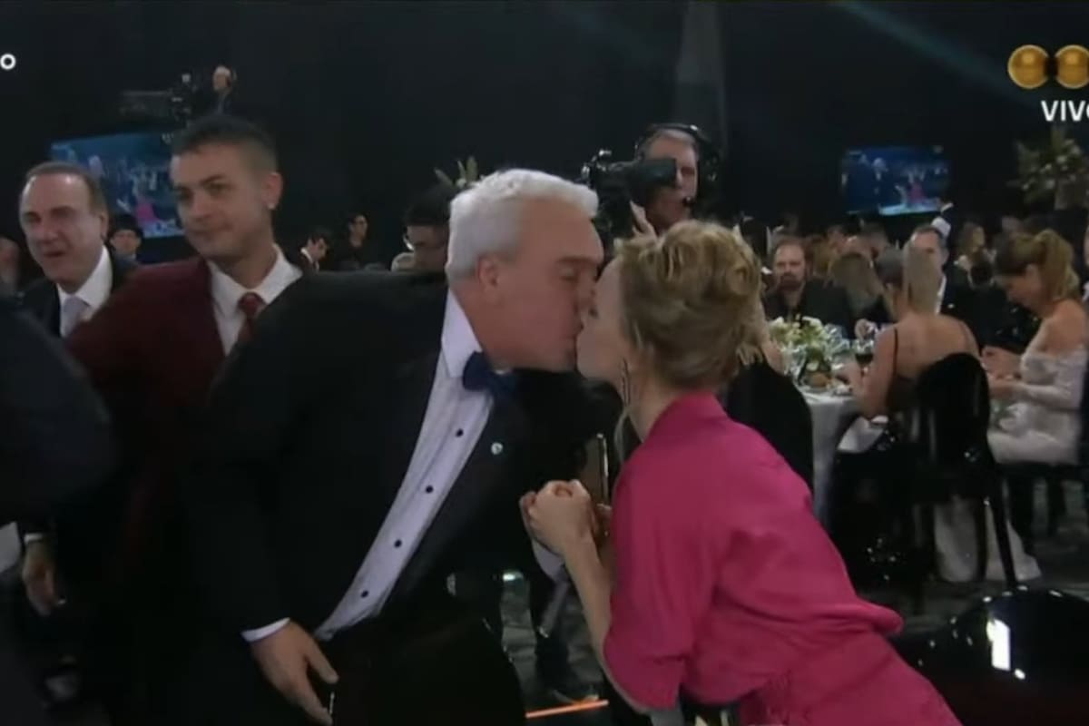 Coco Sily y Cecilia Carrizo asistieron juntos a la gala de los Martín Fierro