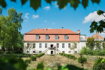 Coconat es una finca reconvertida de co-living y co-working en las afueras de Berlín