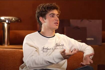 Colapinto en Nude Project