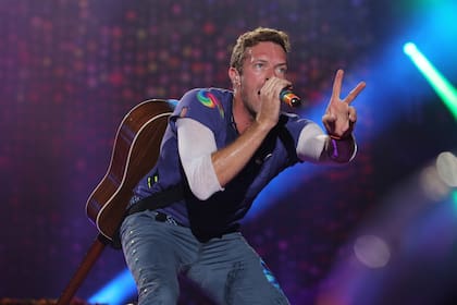 Chris Martin tiene un problema de salud y podrían estar en peligro los conciertos de Coldplay en la Argentina
