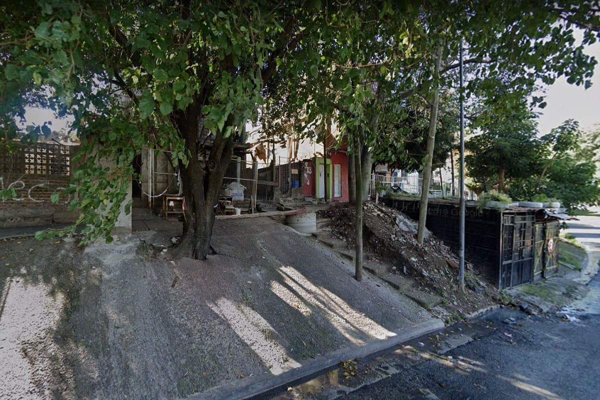 Colectora de la General Paz y Autopista Dellepiane