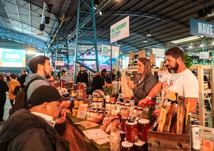 Colegiales es uno de los mejores barrios para la salud, con un variado polo gastronómico que contagia con propuestas que se suman en la zona.