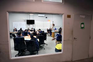 El 87% de sus egresados tiene trabajo o estudia una carrera universitaria