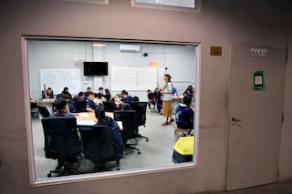 El 87% de sus egresados tienen trabajo o estudian una carrera universitaria
