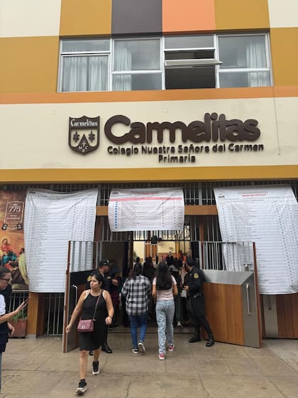 Colegio Nuestra Señora del Carmen en Miraflores