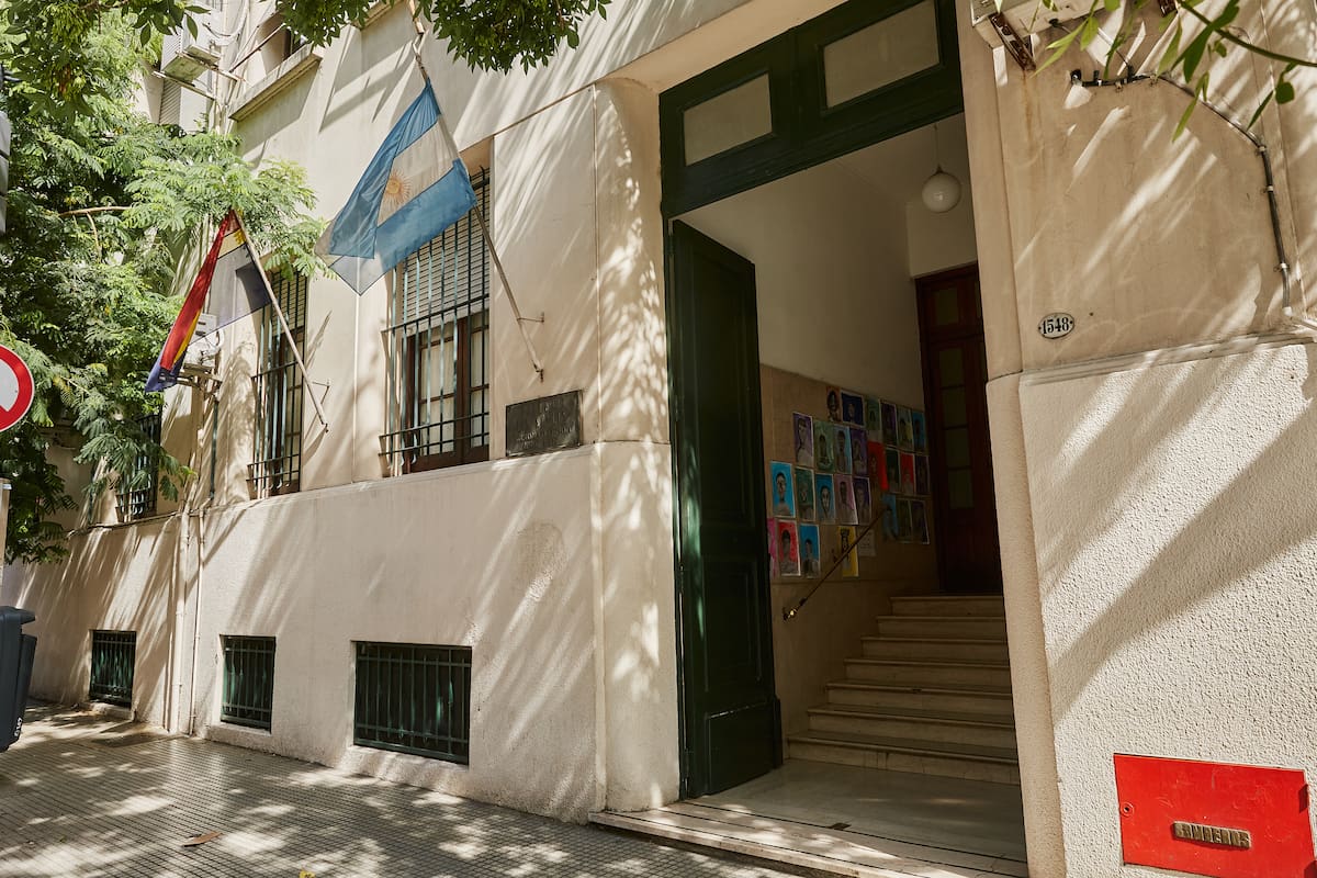Colegio privado Los robles. Forma parte de las 25 instituciones educativas que participarán en la prueba piloto de la reforma educativa en secundaria.