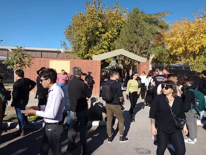 Colegio Secundario Profesor Froilán Ferrero, en Pocito, donde votará Uñac