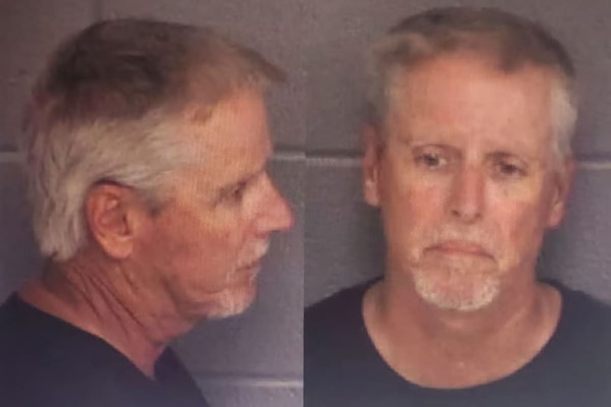Colin Gray, de 54 años, padre de Colt Gray, de 14 años, sospechoso de disparar en el instituto Apalachee, posa para las fotos de la policía en esta foto sin fecha publicada el 5 de septiembre de 2024. Oficina del sheriff del condado de Barrow/Handout