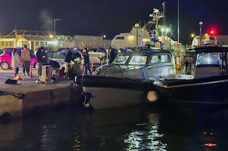 Colisión entre lancha con migrantes y bote guardacostas griego deja al menos 14 muertos