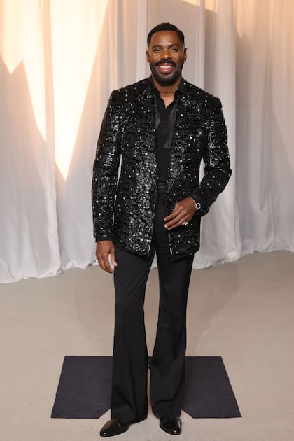 Colman Domingo, otro de los homenajeados de la noche, en un traje de Valentino repleto de brillos