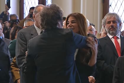 Colocación del Busto de Casa Rosada