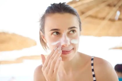 Colocarse protector solar es el mejor antídoto contra el cáncer de piel