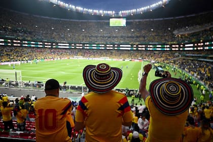 Colombia llevó alrededor de 60.000 hinchas al Estadio Azteca