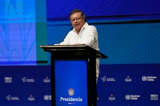 Colombia: Petro dijo que viaja a Cuba para oponerse a la guerra en el Caribe
