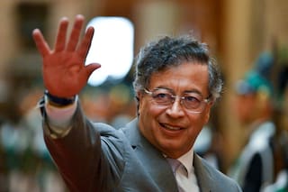 Colombia: piden negarle la salida del país al exmandatario colombiano Petro