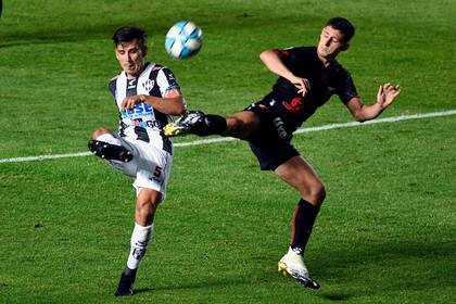 Colón-Central Córdoba, por la Copa Liga Profesional: un partido por momentos luchado en Santa Fe