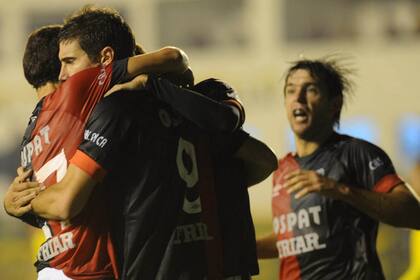 Colón festejó en Florencio Varela
