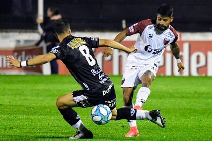 Colón y Estudiantes definieron al rival de River