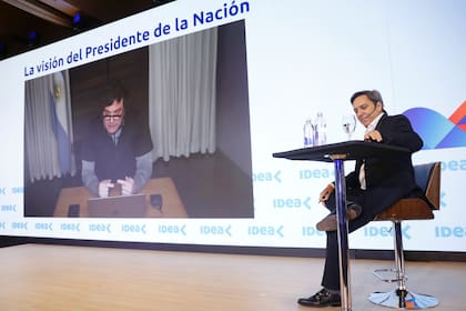 Colopquio de Idea 2026, el presidente Javier Milei y José del Río