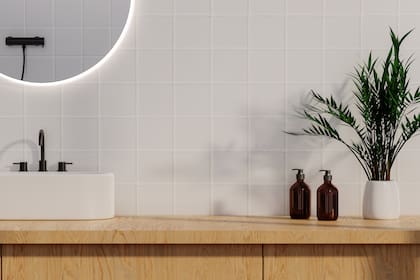 Colorín Azulejos Superficies Esmaltadas es el recubrimiento acrílico semibrillante que se adhiere perfectamente sobre revestimientos sin necesidad de fondos previos.