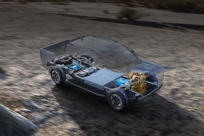 Combina un motor 1.5 turboalimentado con dos motores eléctricos (uno en cada eje), generando más de 430 CV de fuerza