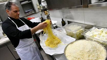 Come un plato de esta pasta y habrás cubierto todas las calorías que necesitas en un día.