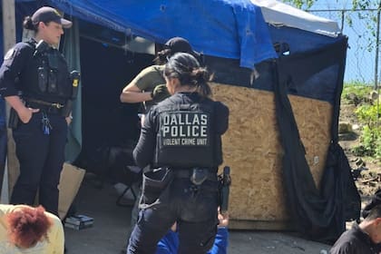Comeaux planea sumar al departamento de Policía de Dallas otros 900 agentes