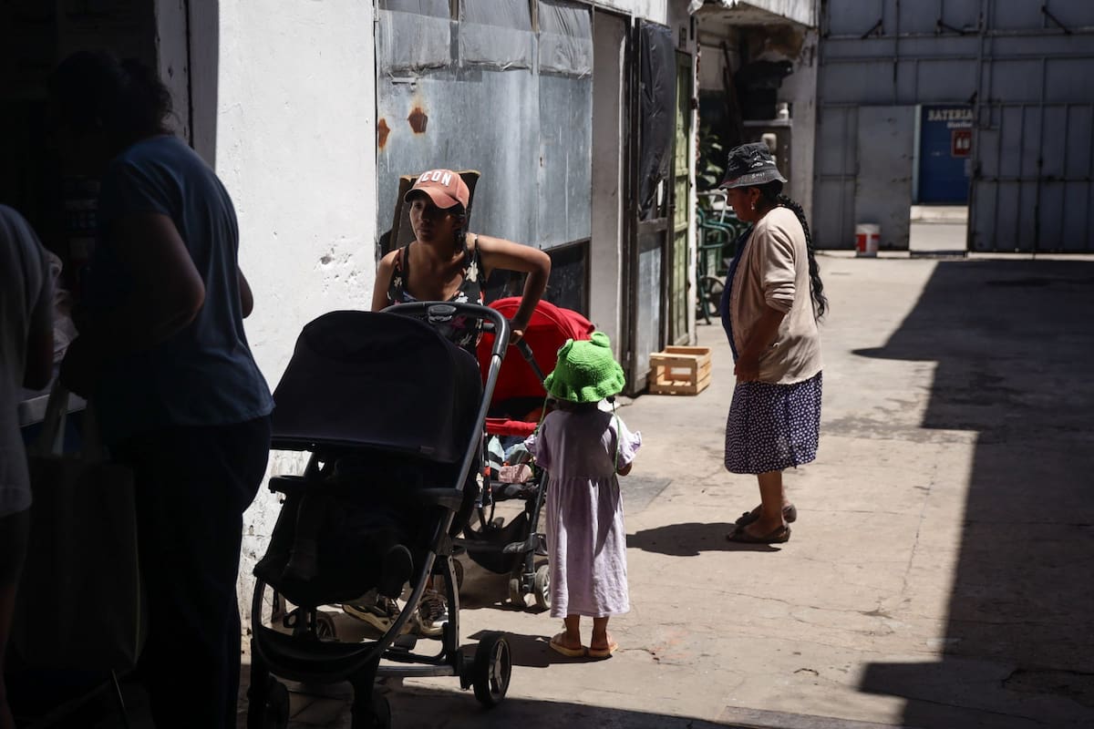 Comedor de La Dignidad en el barrio de Parque Chacabuco.