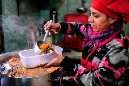 Comedor popular en la Villa 21-24. Emergencia alimentaria