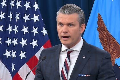 Comentarios de Hegseth recuerdan que el gobierno no siempre muestra el costo humano de la guerra