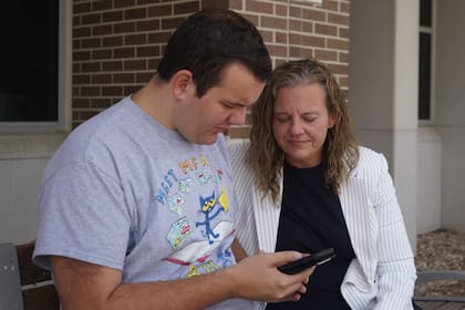 Comentarios de Trump sobre autismo generan ira y esperanza entre personas autistas y sus familias