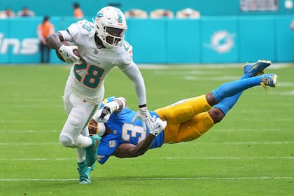 Comentarios de Tua Tagovailoa sobre sus compañeros desatan polémica en los Dolphins