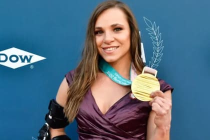 Comenzó en el deporte a los 13 años. Dice que le ayudó a mejorar su autoestima y a no subestimar su cuerpo