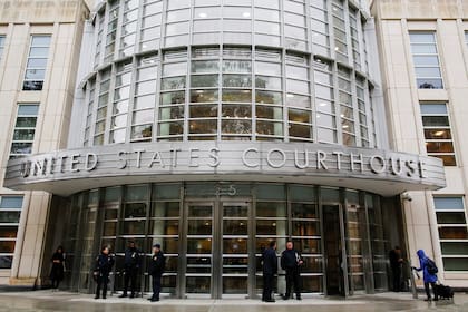 Comenzó hoy la selección final de las 12 personas que integrarán el jurado que juzgará al Chapo Guzmán en los tribunales de Manhattan