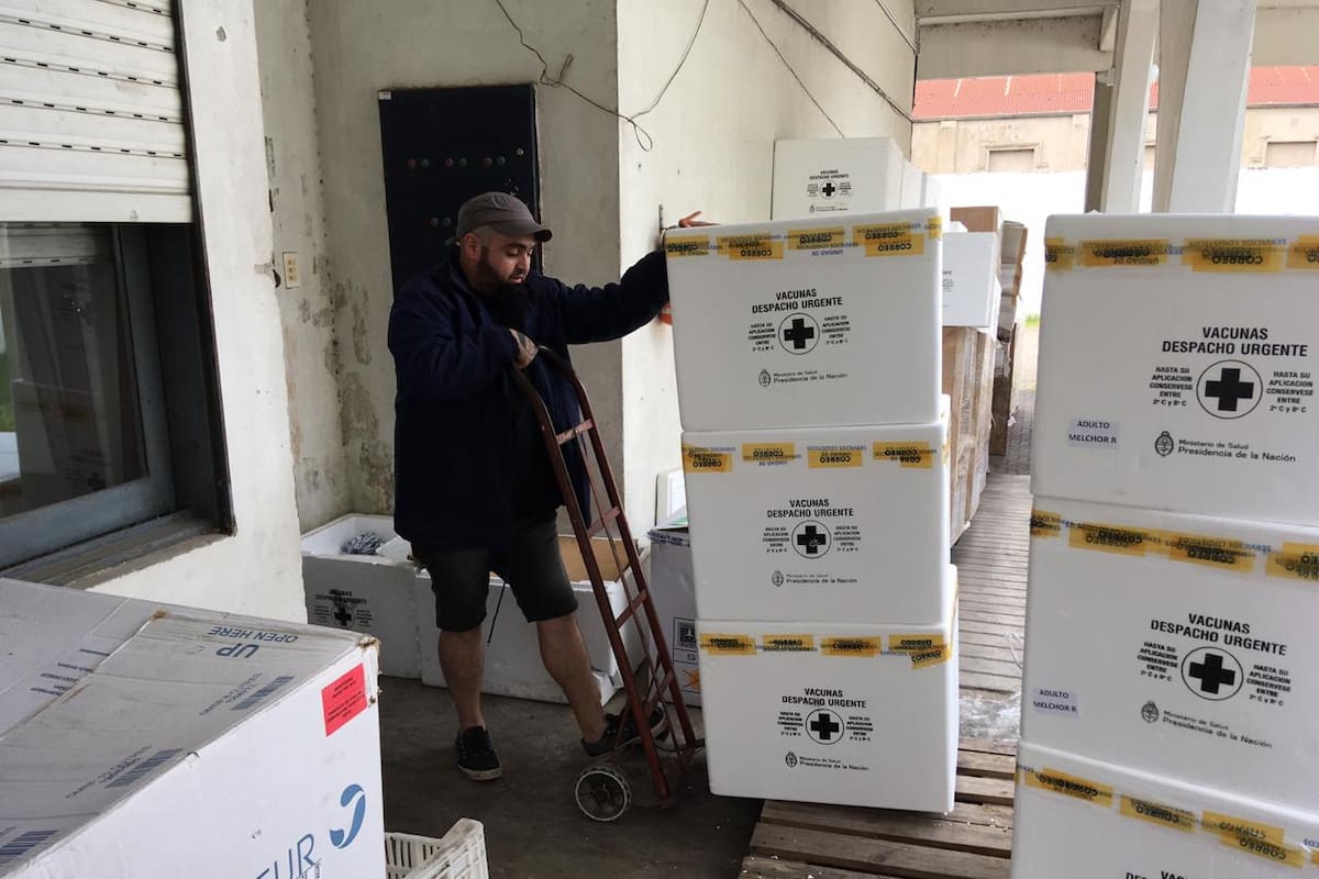 Comenzó la distribución de vacunas en la provincia de Buenos Aires