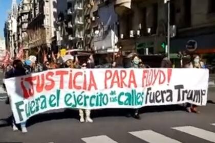 Comenzó la marcha en repudio al asesinato de George Floyd en Estados Unidos