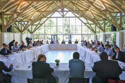 Comenzó la reunión del Presidente con los intendentes del conurbano para definir nuevas medidas