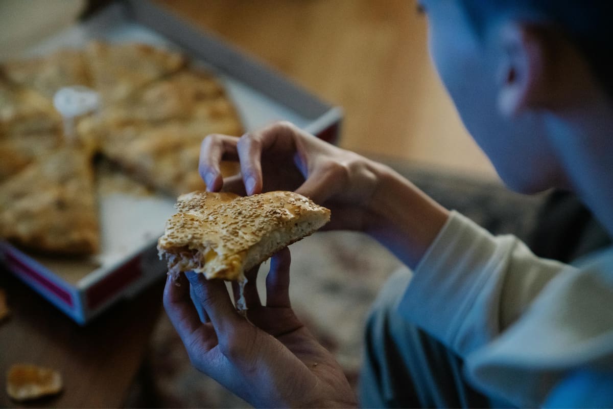 Comer después de las 17 hs. podría causar efectos contrindicados en la salud