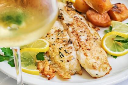 Comer pescado una vez por semana es la recomendación de los especialistas, para aportar nutrientes de alta calidad a la dieta