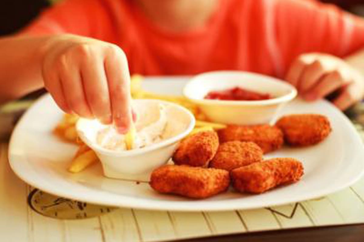 Comida chatarra y cerebro: la relación entre la falta de micronutrientes y los estallidos de ira y la depresión